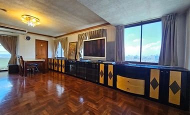 For sale 3 bedrooms condo in Bang Rak, Bangkok