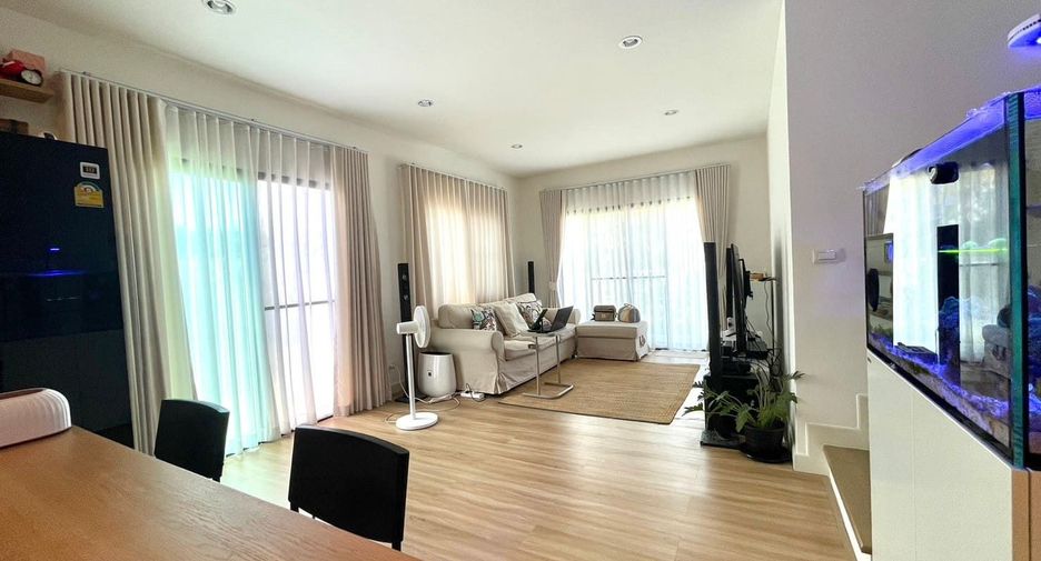Haus zum Kauf mit 4 Zimmer in Bang Sao Thong, Samut Prakan