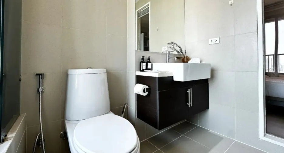 For rent 1 Beds condo in Khlong Toei, Bangkok