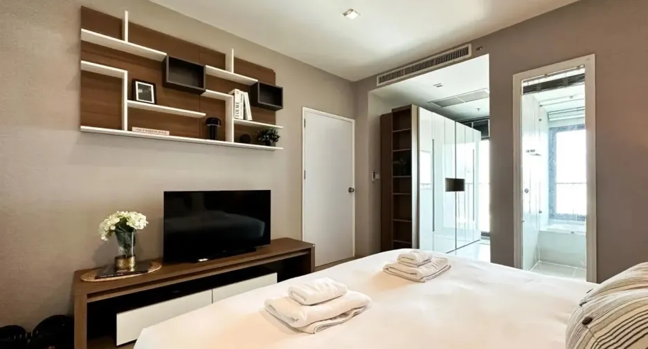 For rent 1 Beds condo in Khlong Toei, Bangkok