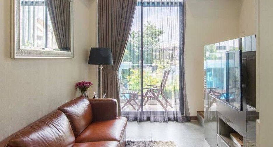 For sale 1 bed condo in Bang Na, Bangkok