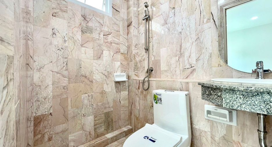 For sale 3 bedrooms townhouse in Mueang Phuket, Phuket