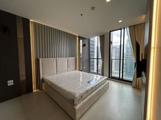 À louer 2 chambres condo à Pathum Wan, Bangkok