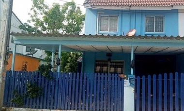 Casa adosada en venta de 3 habitaciones en Mueang Samut Prakan, Samut Prakan
