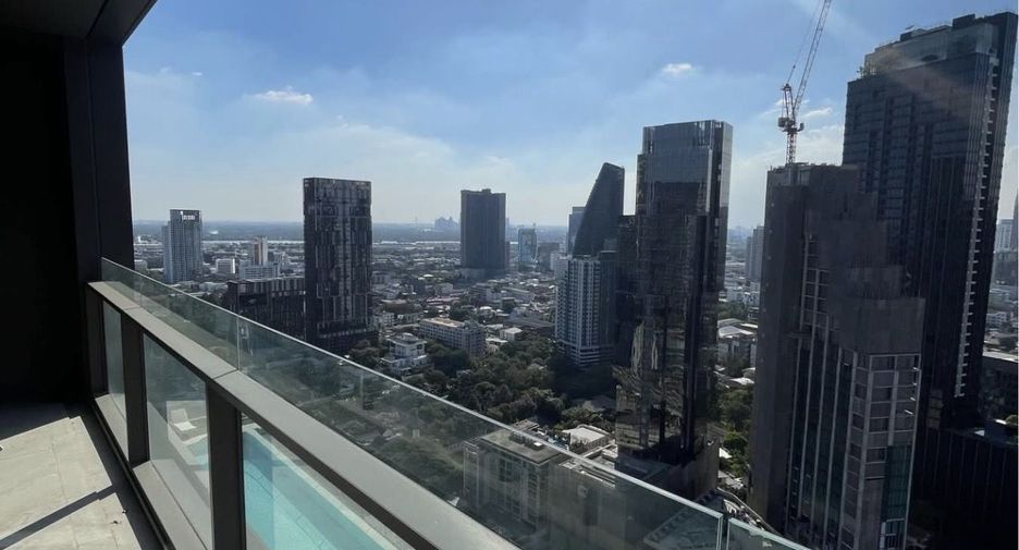 Wohnung zum Kauf und zur Miete mit 3 Zimmer in Khlong Toei, Bangkok