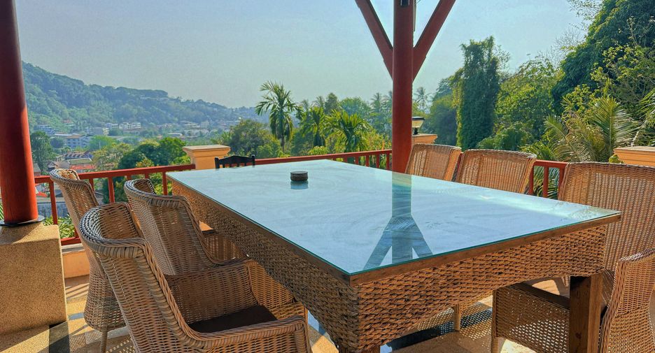 For sale 7 bedrooms villa in Mueang Phuket, Phuket