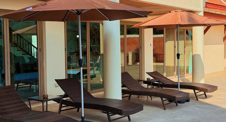 For sale 7 bedrooms villa in Mueang Phuket, Phuket