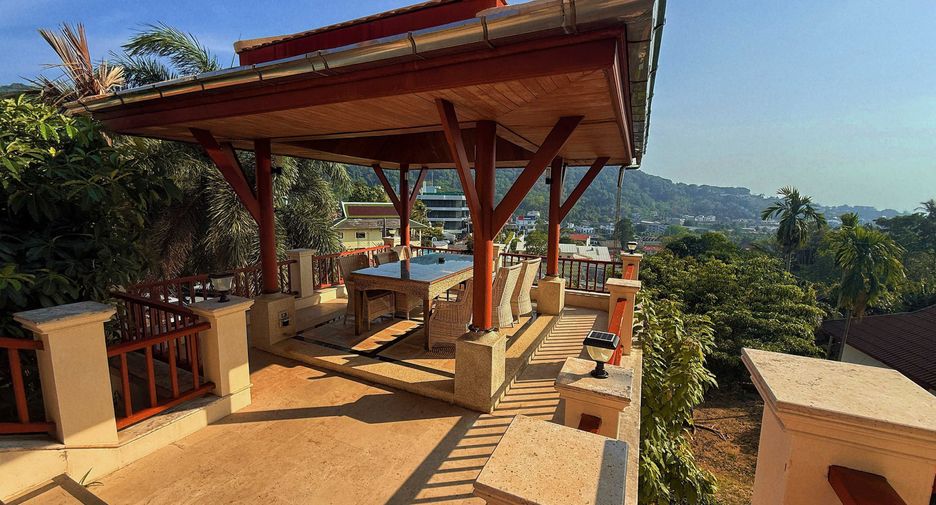 For sale 7 bedrooms villa in Mueang Phuket, Phuket