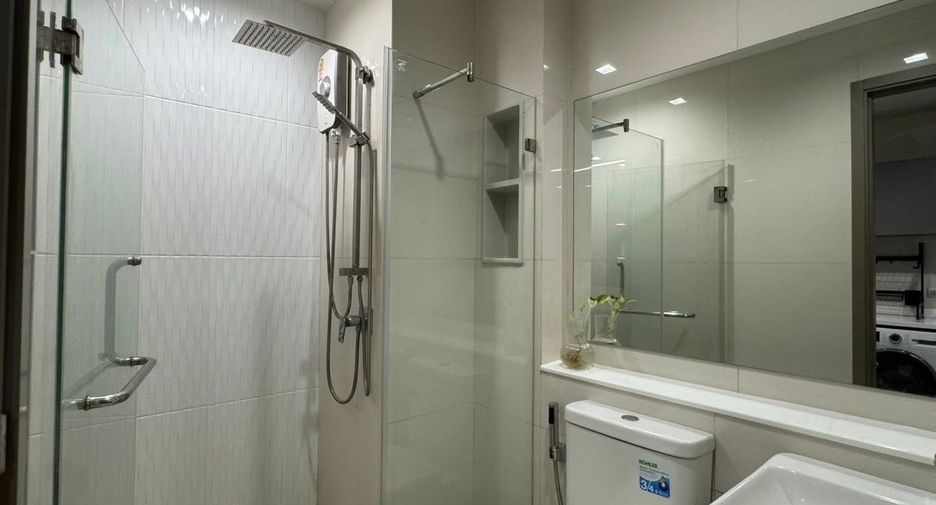 For rent 1 bed condo in Huai Khwang, Bangkok