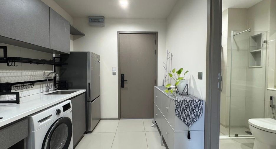 For rent 1 bed condo in Huai Khwang, Bangkok