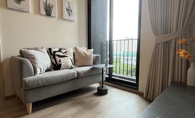À vendre et à louer 2 chambres condo à Huai Khwang, Bangkok