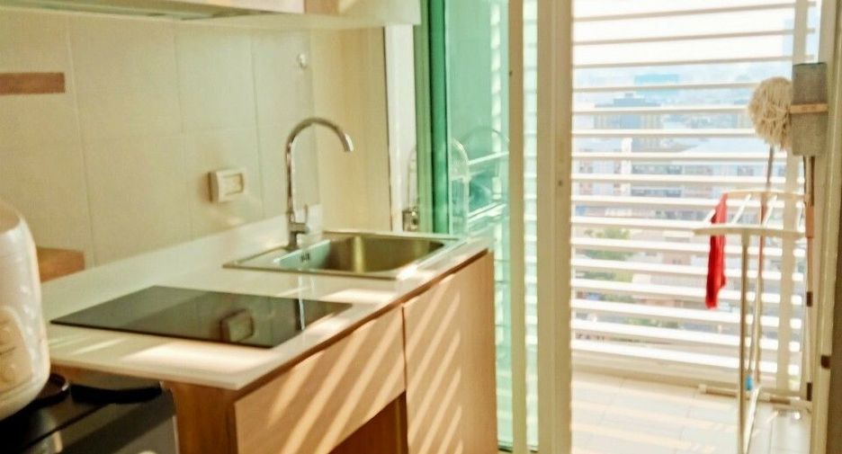 For sale 1 bed condo in Bang Phlat, Bangkok