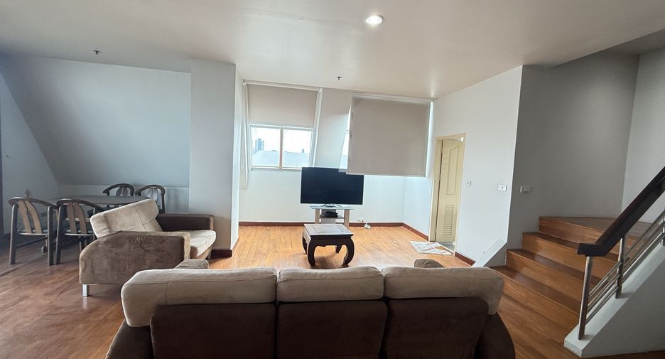 For sale 2 bedrooms condo in Yan Nawa, Bangkok