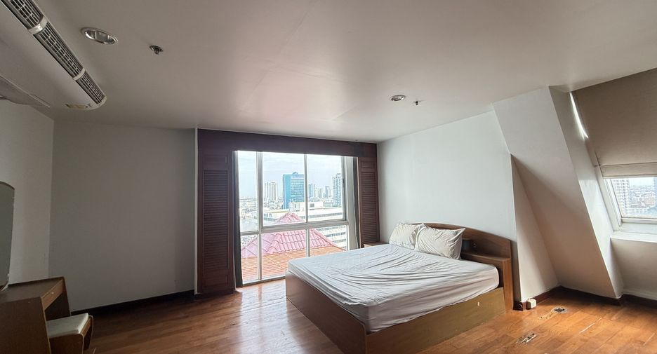 For sale 2 bedrooms condo in Yan Nawa, Bangkok