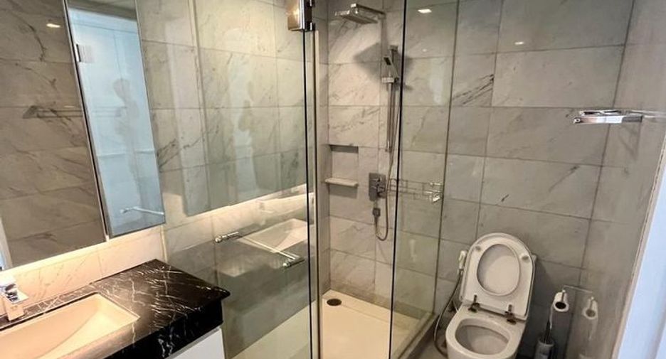 For rent 1 bed condo in Pathum Wan, Bangkok