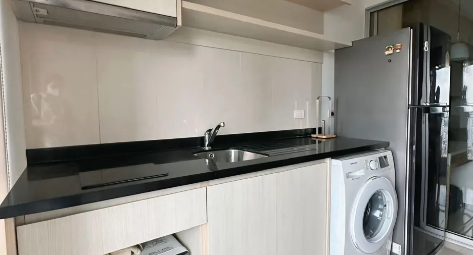 For rent 1 bed condo in Sathon, Bangkok