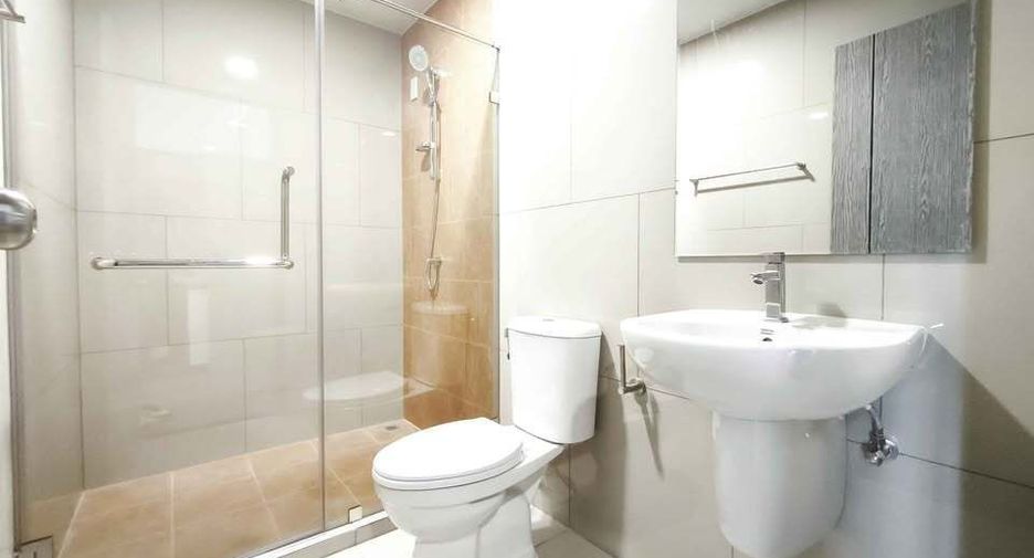 For rent 1 bed condo in Chom Thong, Bangkok