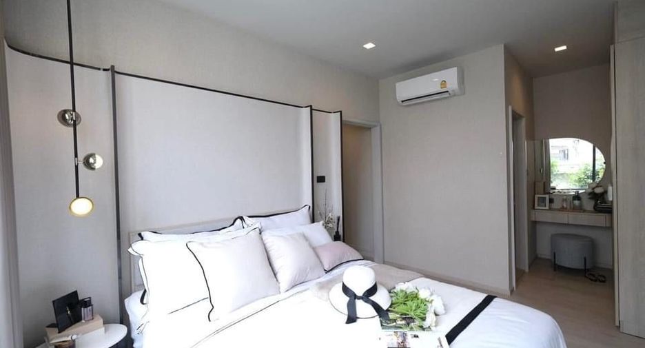 For sale 2 bedrooms condo in Khlong San, Bangkok