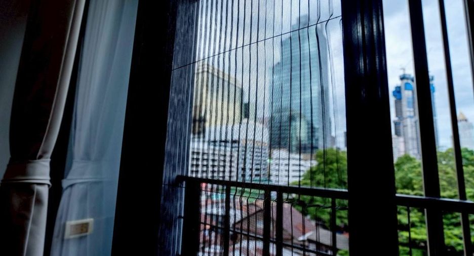 For rent 1 bed condo in Sathon, Bangkok