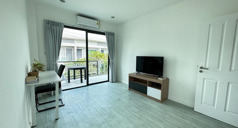 For rent 3 bedrooms townhouse in Thalang, Phuket
