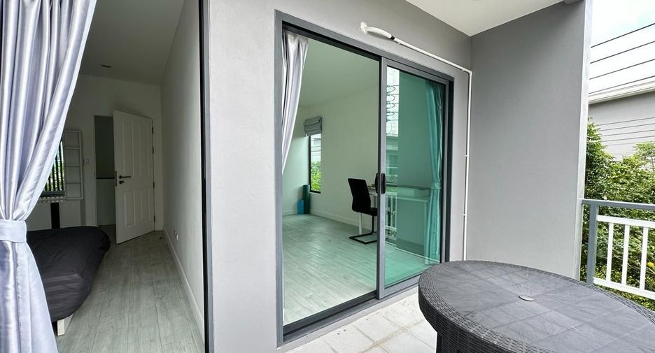 For rent 3 bedrooms townhouse in Thalang, Phuket