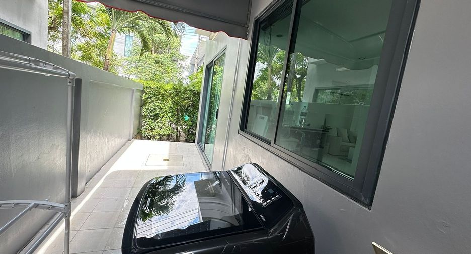 For rent 3 bedrooms townhouse in Thalang, Phuket