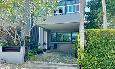 Casa adosada en alquiler de 3 habitaciones en Thalang, Phuket
