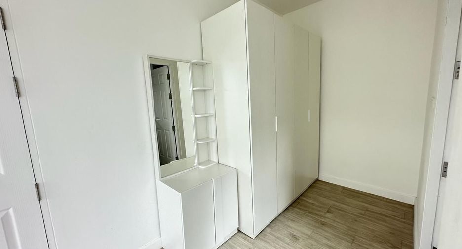 For rent 3 bedrooms townhouse in Thalang, Phuket