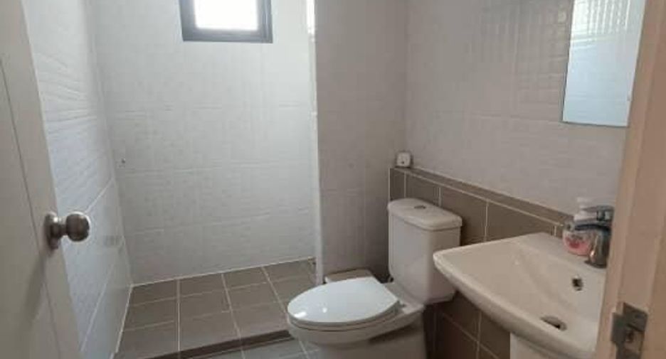 For sale and for rent 4 bedrooms house in Bang Phli, Samut Prakan