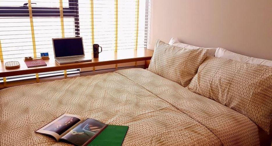 For rent 2 bedrooms condo in Khlong Toei, Bangkok