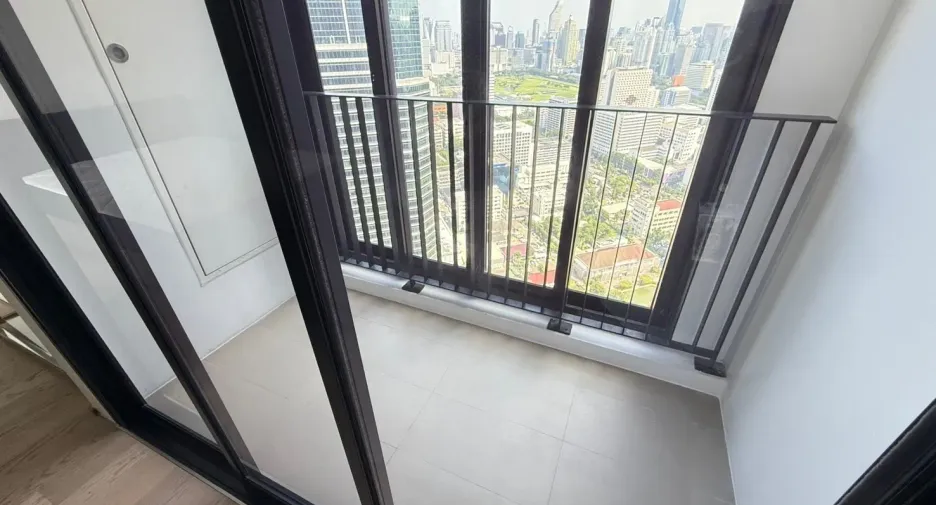 À louer 1 chambre condo à Bang Rak, Bangkok