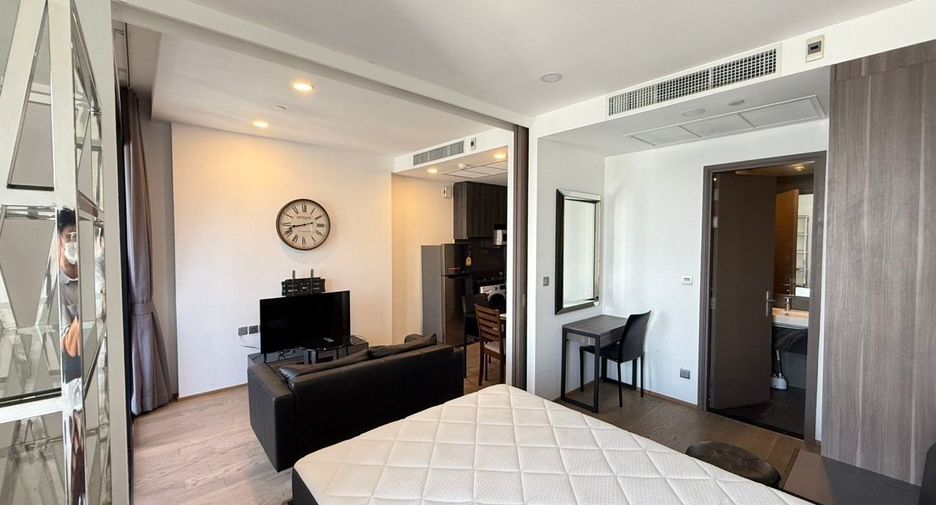À louer 1 chambre condo à Bang Rak, Bangkok