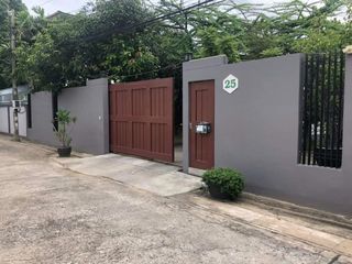Haus zum Kauf mit 3 Zimmer in Lat Phrao, Bangkok