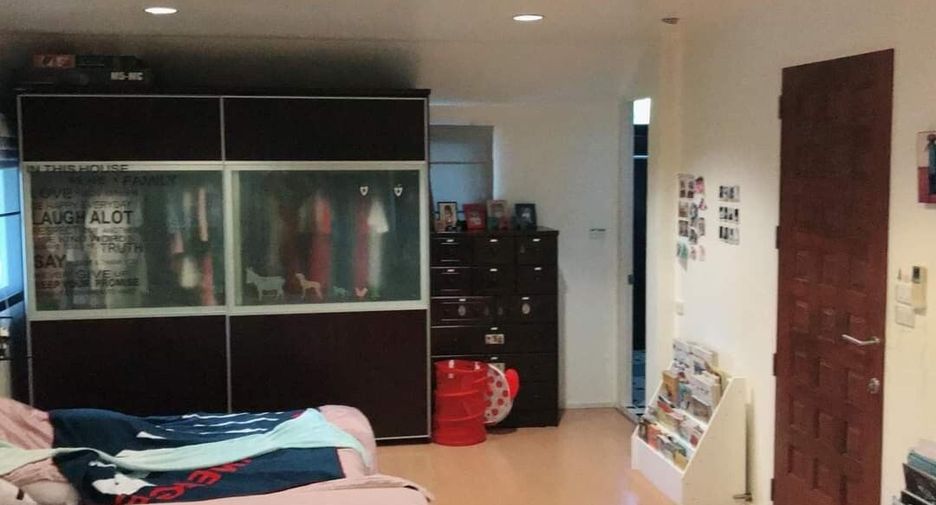 À vendre 3 chambres maison à Lat Phrao, Bangkok
