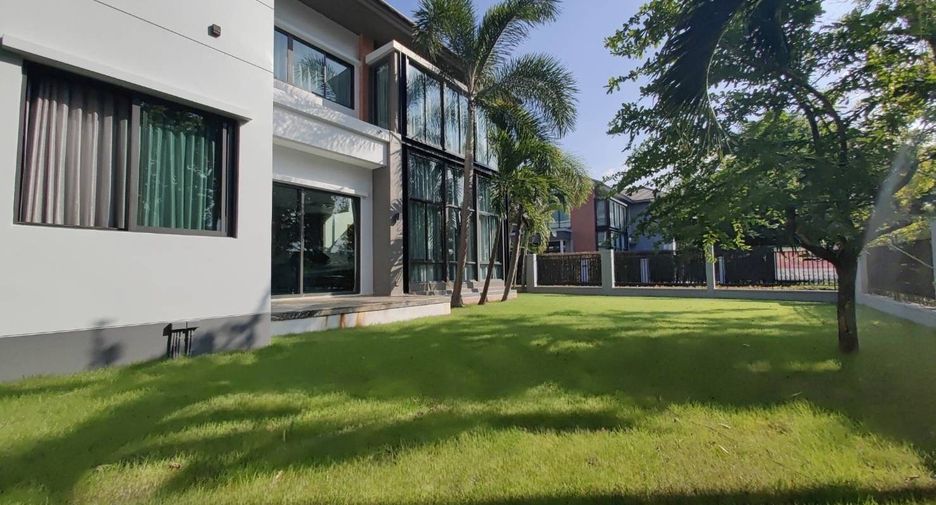For sale and for rent 5 bedrooms house in Saphan Sung, Bangkok