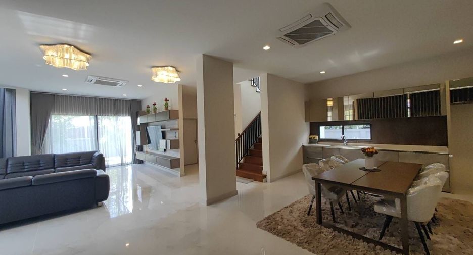 For sale and for rent 5 bedrooms house in Saphan Sung, Bangkok