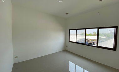 For rent 3 bedrooms retail Space in Bang Khae, Bangkok