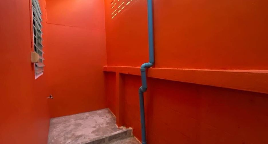 For sale 2 bedrooms townhouse in Mueang Phuket, Phuket