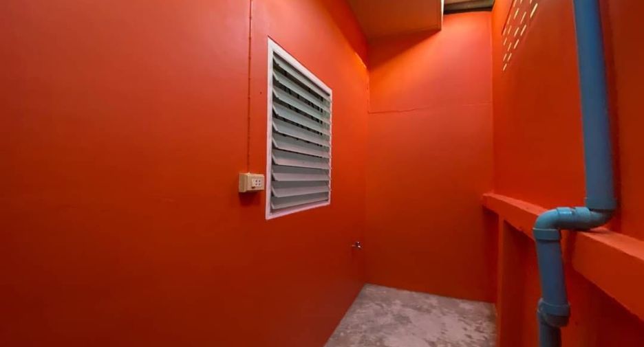 For sale 2 bedrooms townhouse in Mueang Phuket, Phuket