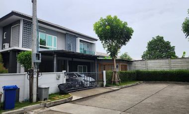 For sale 4 bedrooms house in Phasi Charoen, Bangkok