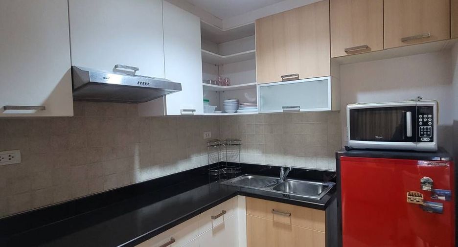 For rent studio condo in Phaya Thai, Bangkok