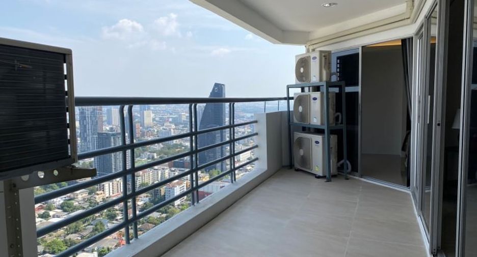 Wohnung zur Miete mit 4 Zimmer in Khlong Toei, Bangkok