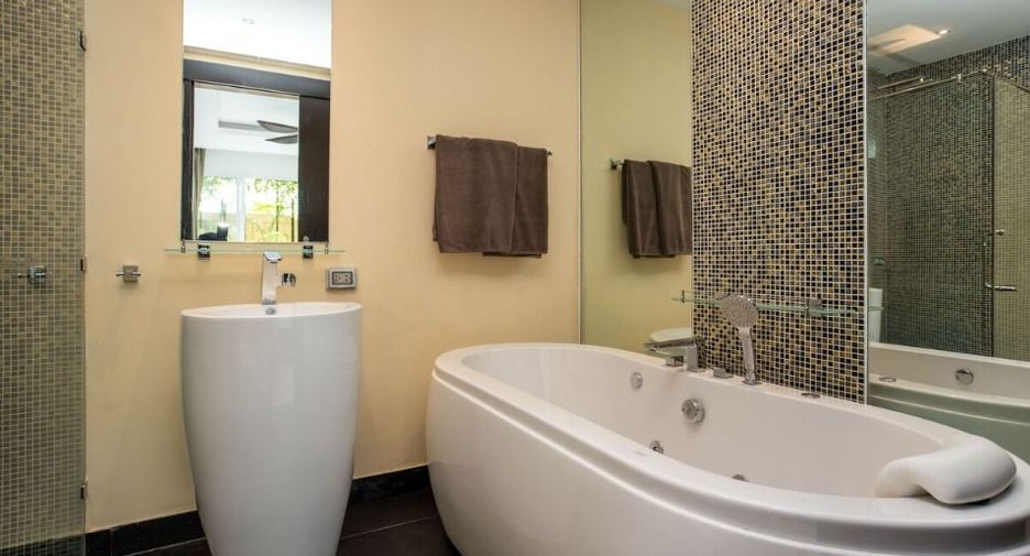 Villa zum Kauf mit 4 Zimmer in Mueang Phuket, Phuket