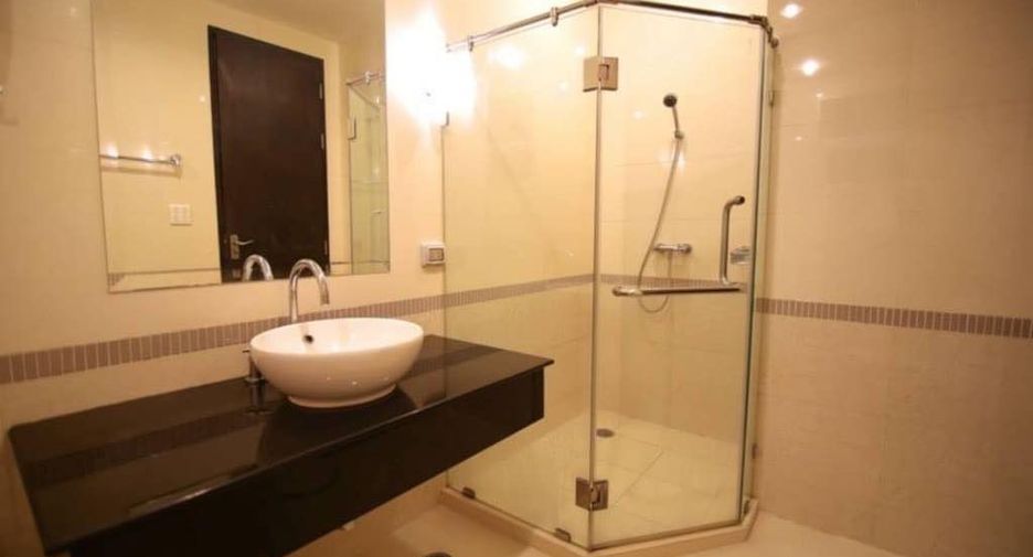 Wohnung zur Miete mit 2 Zimmer in Ratchathewi, Bangkok