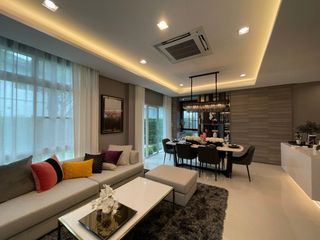 Casa en venta de 4 habitaciones en Mueang Phuket, Phuket
