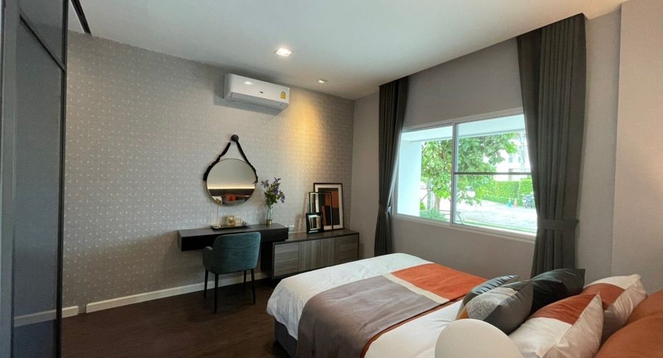 For sale 4 bedrooms house in Mueang Phuket, Phuket