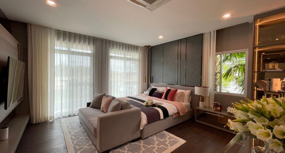 For sale 4 bedrooms house in Mueang Phuket, Phuket