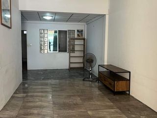 出租 3 卧室 联排别墅 在 Lat Phrao, 曼谷