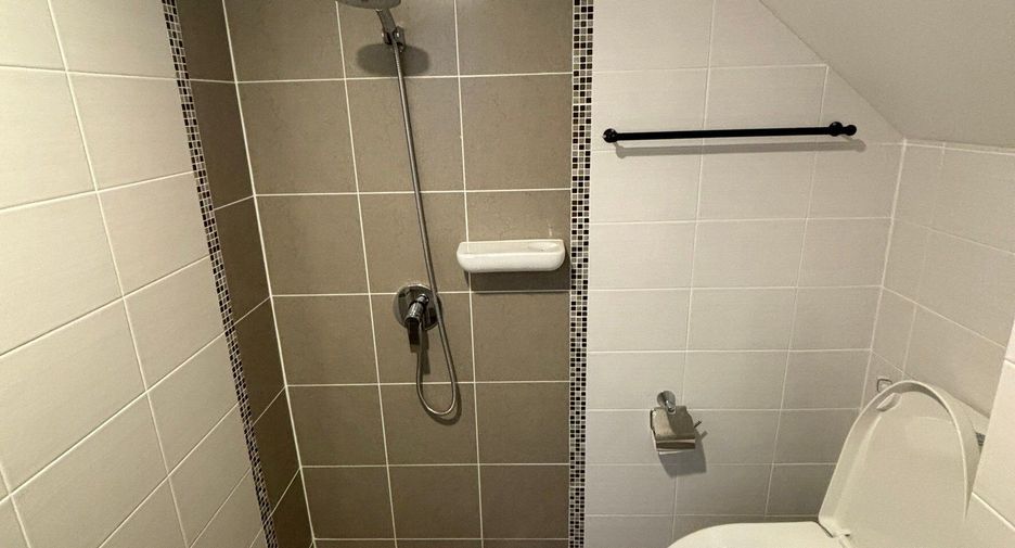 Аренда 3 спальни дом в Тхаланг, Пхукет
