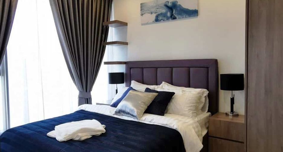 For rent 2 bedrooms condo in Watthana, Bangkok